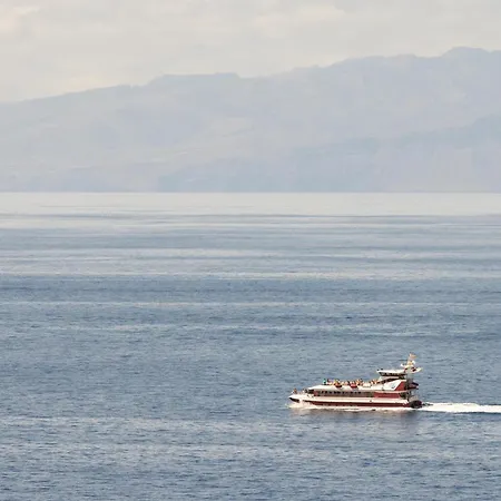 Lujoso Frente Al Mar Con Terrazas, Aire Acondicionado Y Wi-fi En Tenerife - Es-279-8 *